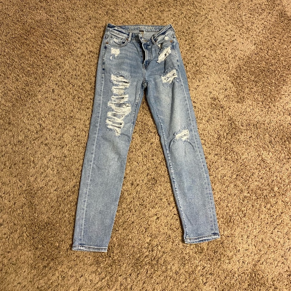 American eagle mom jeans